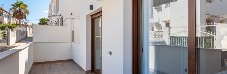 Bungalow · Obra nueva - Torrevieja · Alicante · España