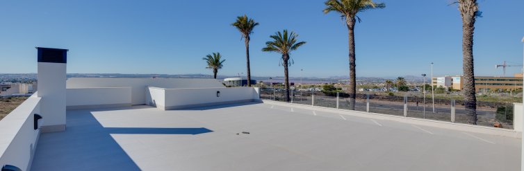 Hús · Nýbygging - Torrevieja · Alicante · Spánn